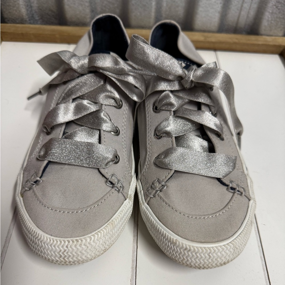 Sperry Women's Gray Flats with Silver Accents